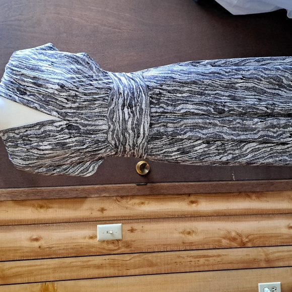 Evan-Picone M black/tan/taupe maxi dress V-neck ruched waistline - Picture 2 of 12